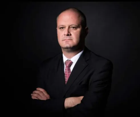 Owner of Darkolimo luxury chauffeur service