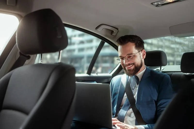 Short-distance trips with Darkolimo chauffeur service in Switzerland